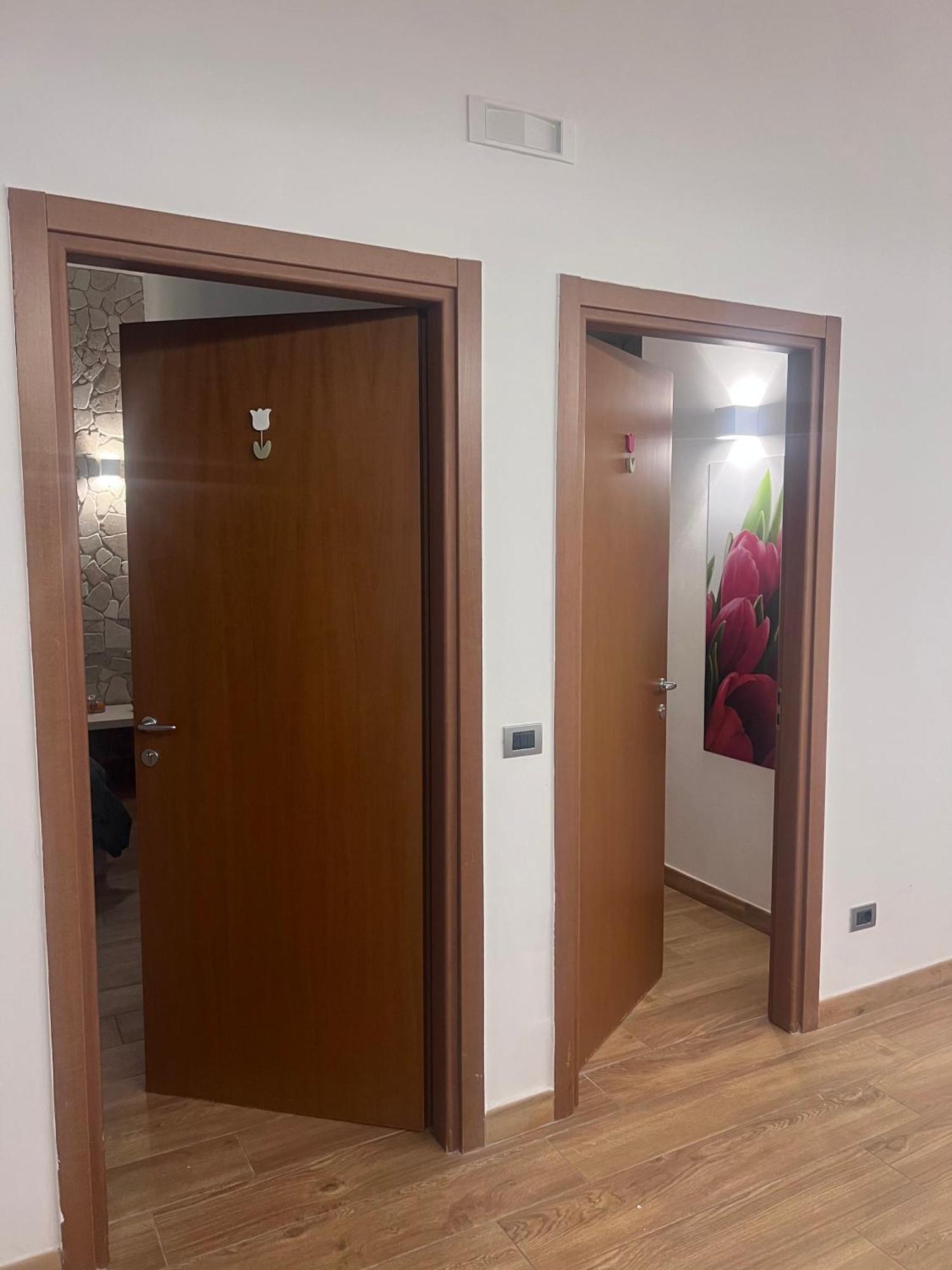 tulipano rosso Bari Exterior foto